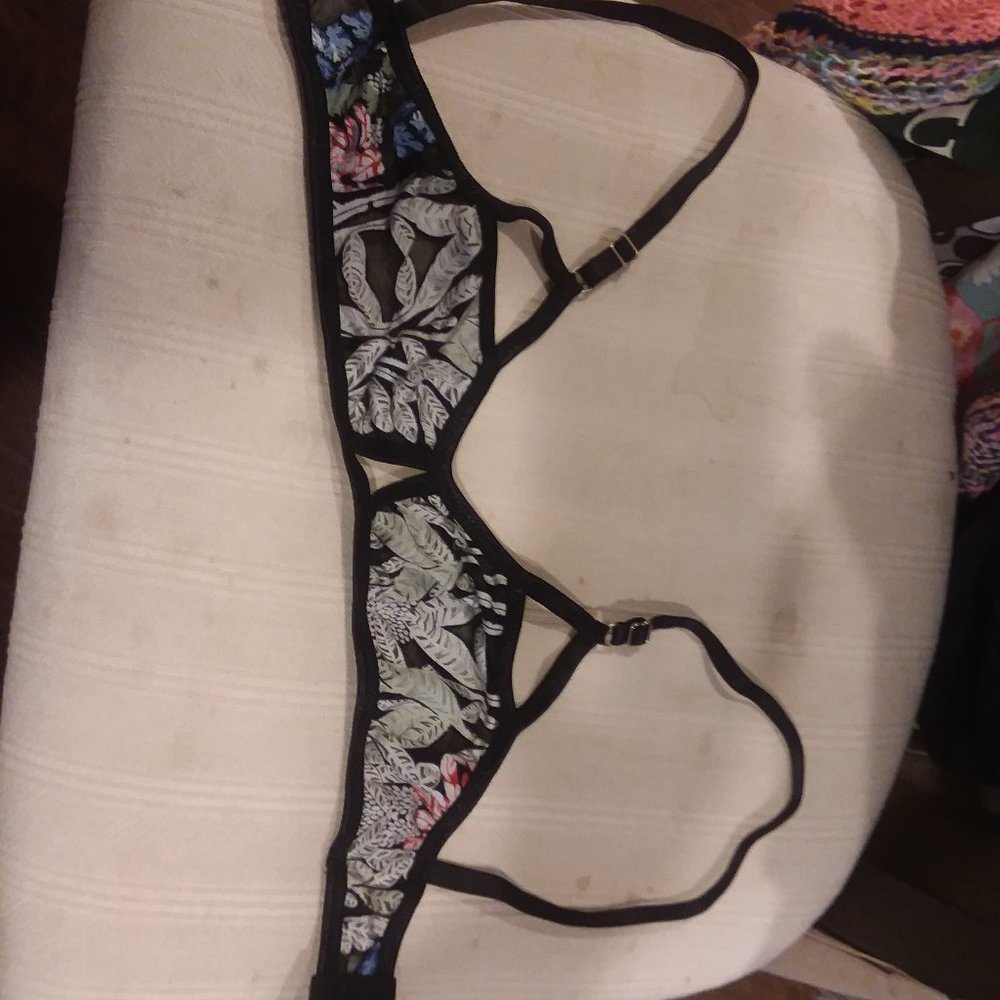 Toru & Naoko Small Bralette NWOT